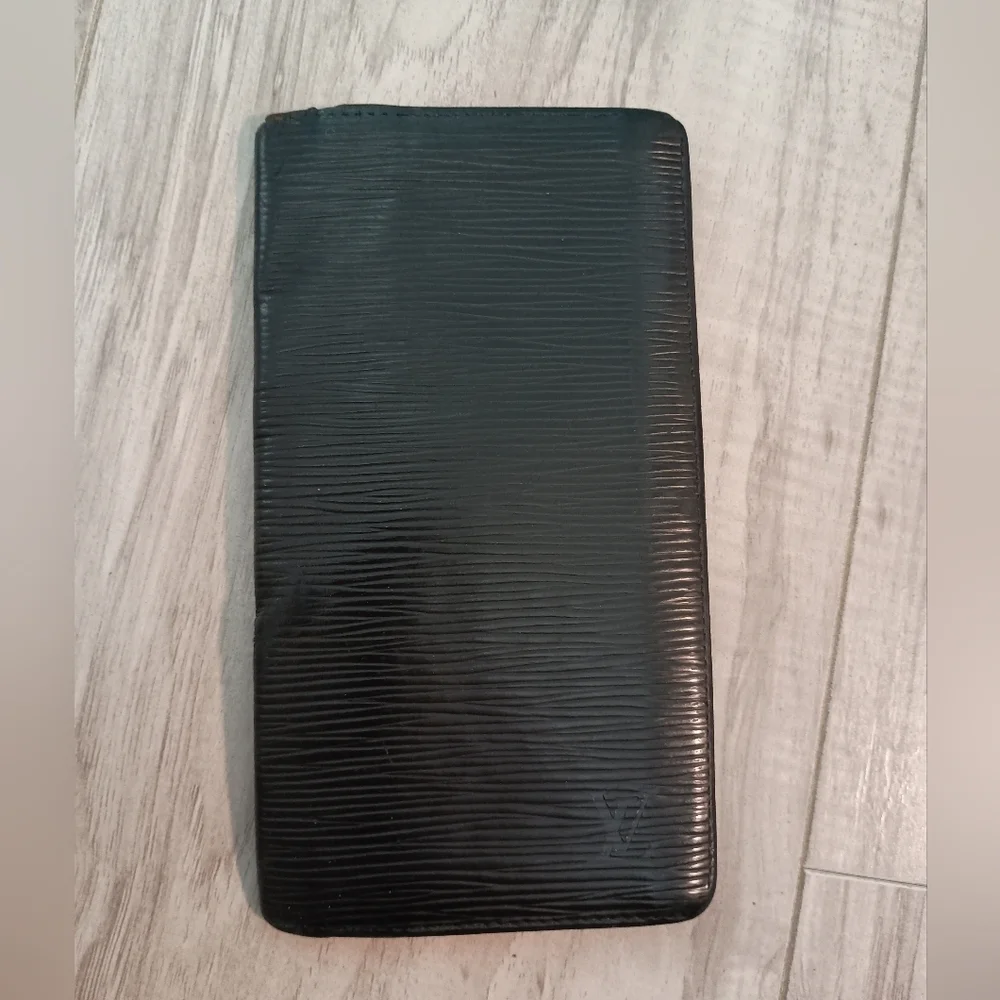 Louis Vuitton Epi Black Long Bifold Wallet/ check book